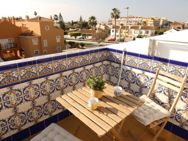 Top Floor Apartment Close To Beach トレ・デ・ベナガルボン エクステリア 写真