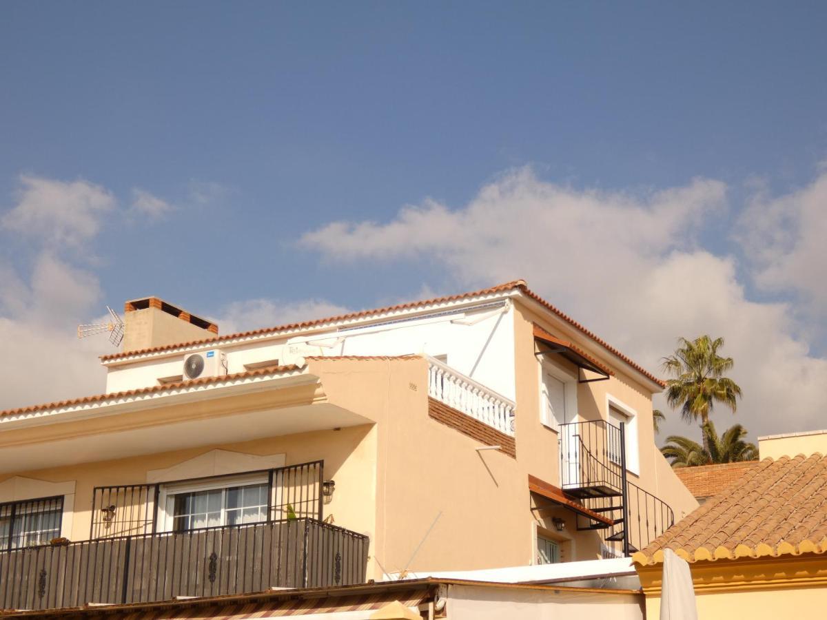 Top Floor Apartment Close To Beach トレ・デ・ベナガルボン エクステリア 写真