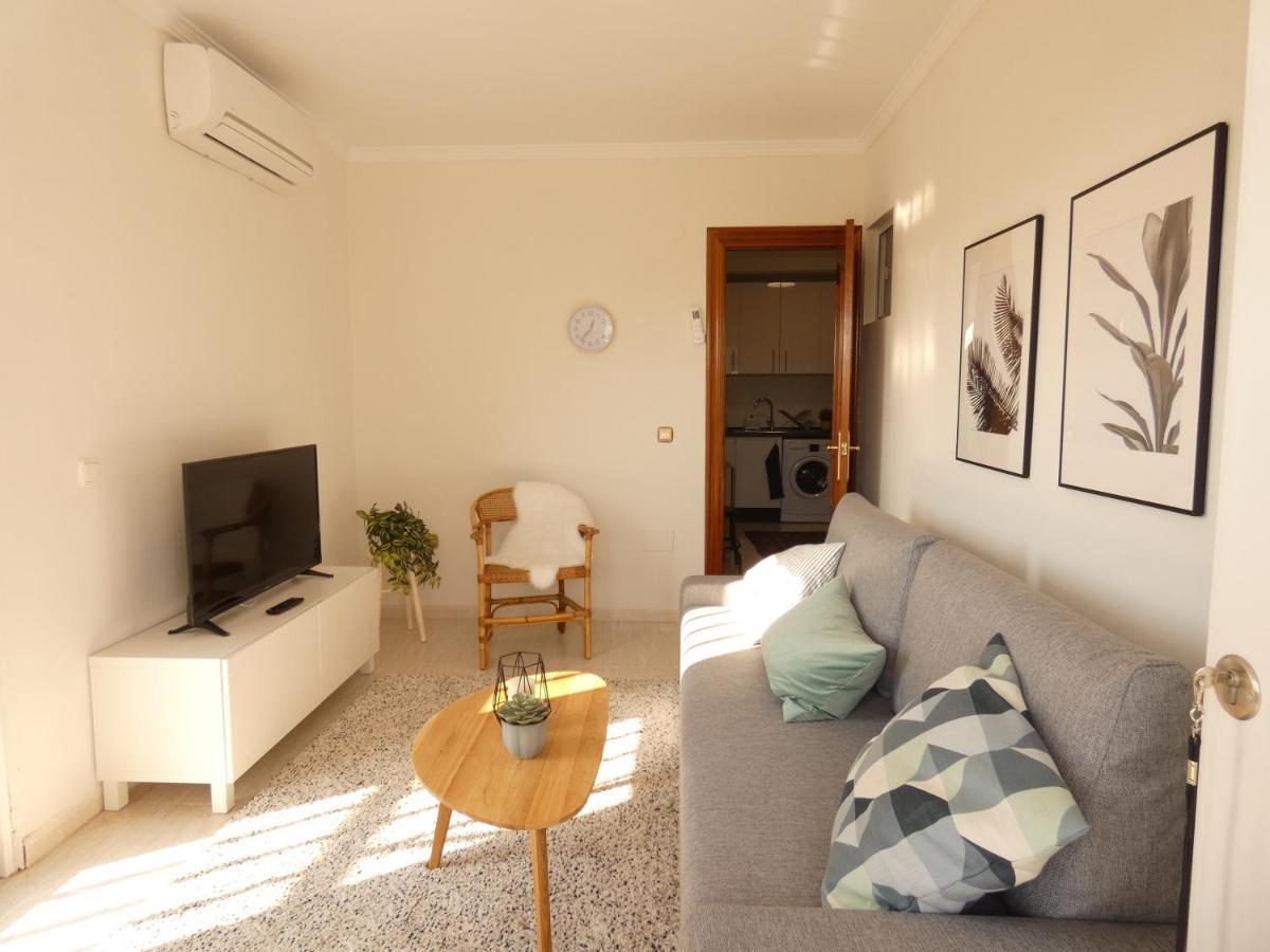Top Floor Apartment Close To Beach トレ・デ・ベナガルボン エクステリア 写真